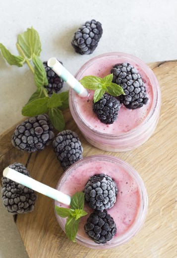 L'estiu està en ple apogeu, i no hi ha millor manera de refrescar que amb un deliciós Smoothie!