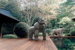 Escultura Origami GORILA SARU Crema