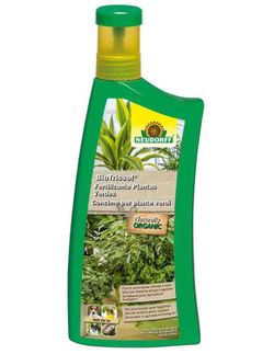 Fertilizante Neudorff bio para plantas verde