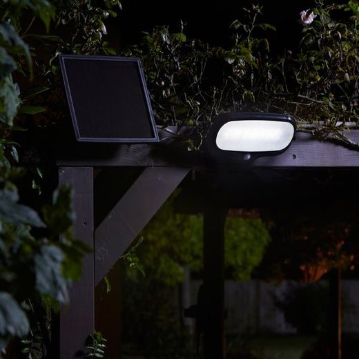 Foco Flood 500 Lumens Smart Solar