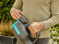 Gardena Soplador a batería PowerJet 18V 2,6AH + Cargador rápido