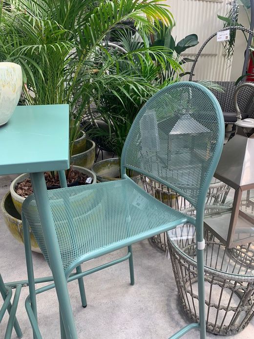 Silla helsinki bar en color verde