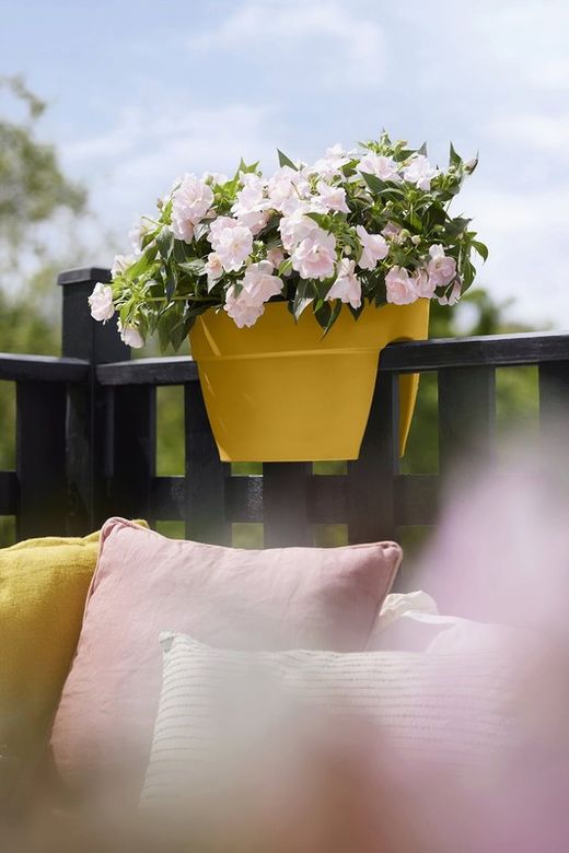 Jardinera campana flower bridge Elho®