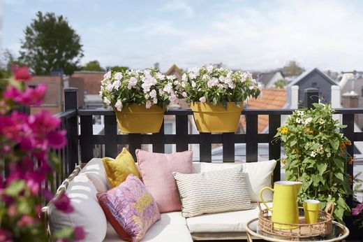Jardinera campana flower bridge Elho®