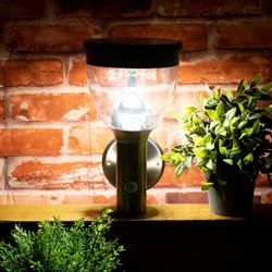 Luz LED Solar de pared con Sensor Lumineo