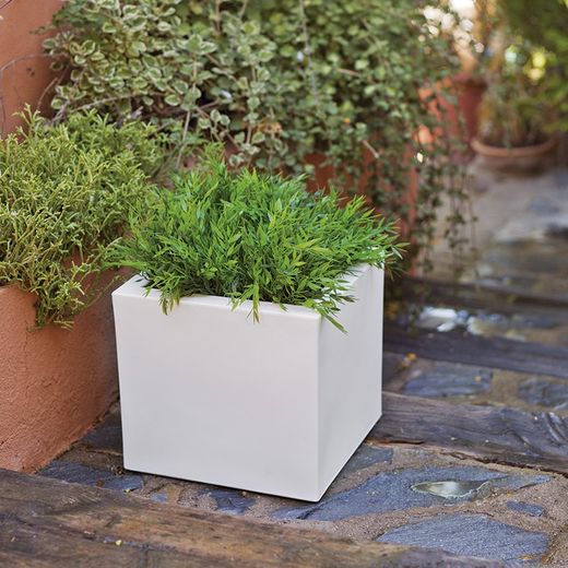 Macetero cudrado narciso 40cm color blanco New Garden