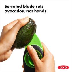 Pelador Oxo para aguacates VERDE
