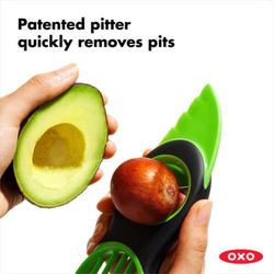 Pelador Oxo para aguacates VERDE