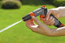 Pistola de limpieza classic + conector Gardena