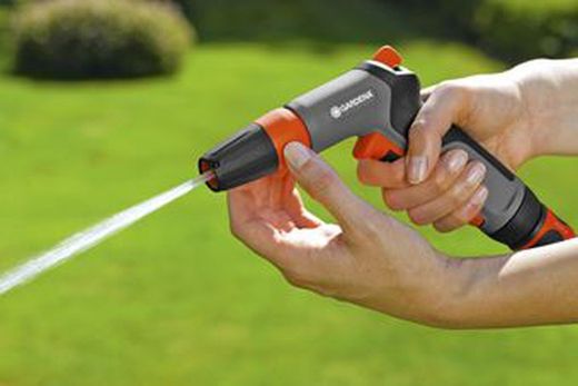 Pistola de limpieza classic + conector Gardena