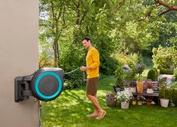 Portamanguera de pared RollUp L  30 MTS Gardena