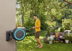 Portamanguera de pared rollup m/l (25m) 18620-20 Gardena