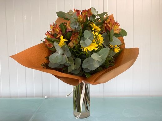 RAMO DE GERBERA AMARILLA Y ASTROMELIA NARANJA